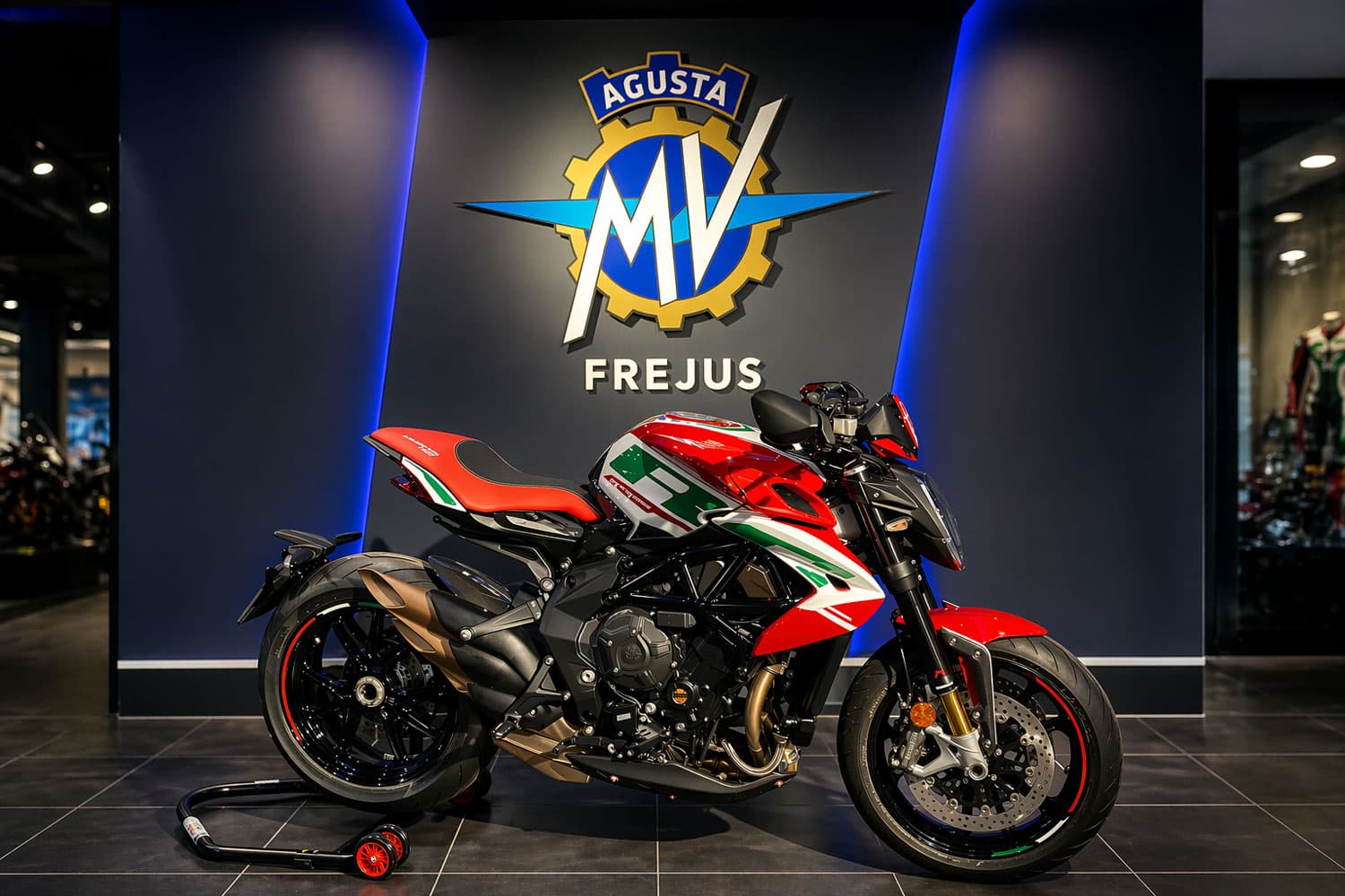 Moto MV Agusta exposée dans le showroom Azur Motos Sport à Fréjus sur la Côte d’Azur